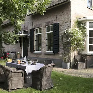 https://buitengoed-de-uylenburg.zandvoort-hotels.com