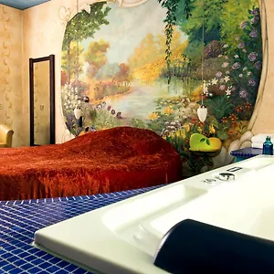 https://hotel-de-plataan-delft-centrum.zandvoort-hotels.com