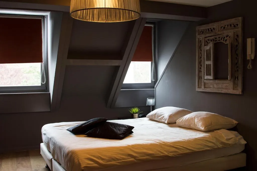 **  Hotel Matuchi Maastricht Holandia